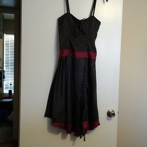 VINTAGE 90's-00's Black and burgundy silk dress